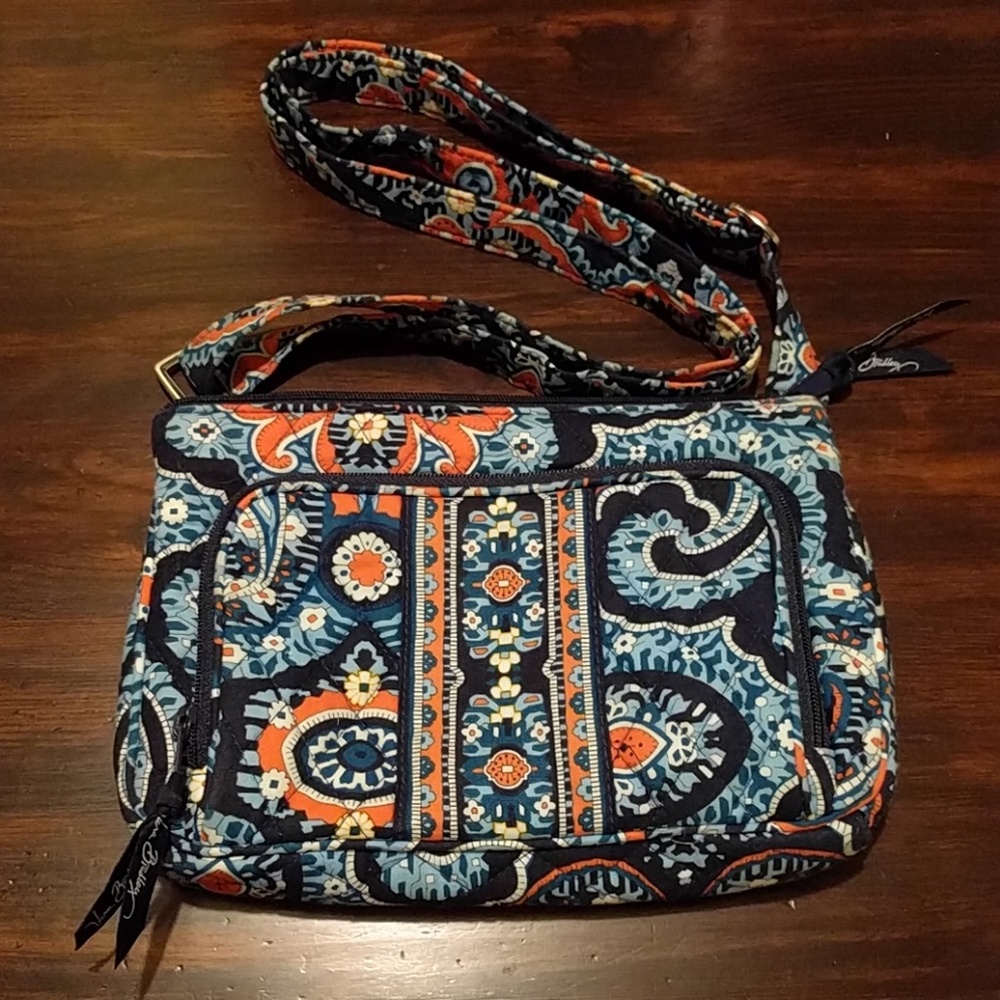 Marrakesh print Vera Bradley Little Hipster purse